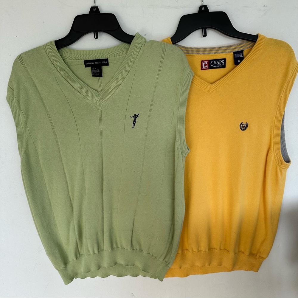Chaps and Fairway Outfitters Men’s Golf V Neck Sweater Vest Bundle